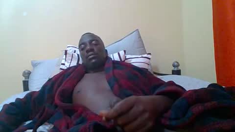 Snapshot of zlatann2012 chatting on 12/13/25, 07:53 Zlatann2012 online show from 12/13/25, 07:53