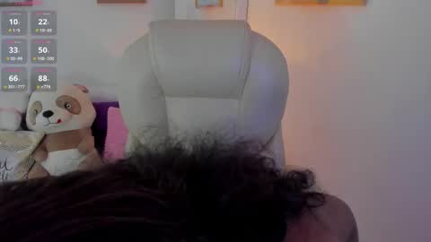 Snapshot of zobe_love chatting on 03/26/26, 05:18 Zobe Love online show from 03/26/26, 05:18
