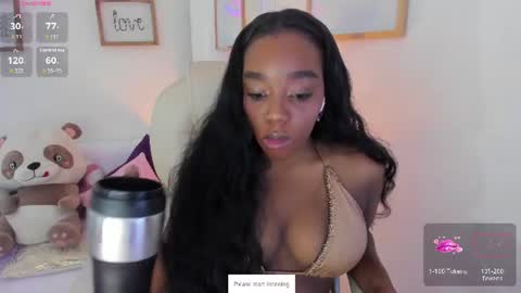 Snapshot of zobe_love chatting on 06/22/26, 05:10 Zobe Love online show from 06/22/26, 05:10