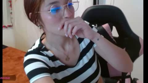 Snapshot of zoe731356 chatting on 06/11/26, 09:02 zoe731356 online show from 06/11/26, 09:02