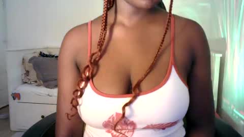 Snapshot of zoe861784 chatting on 07/23/26, 11:19 zoe861784 online show from 07/23/26, 11:19