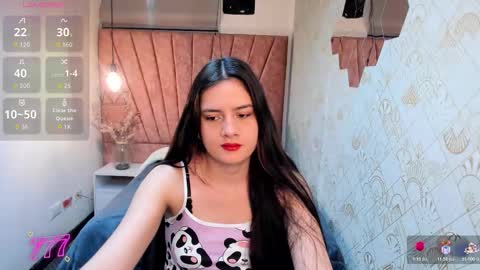 Snapshot of zoe__taylor__ chatting on 03/20/26, 11:59 ZOE TAYLOR online show from 03/20/26, 11:59