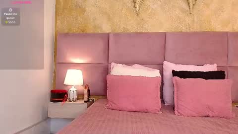 zoe_aitanaa online show from 07/13/26, 07:49