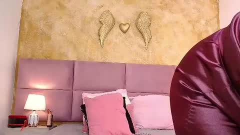 zoe_aitanaa online show from 07/15/26, 09:20
