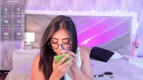 zoe_banks_ online show from 01/31/25, 06:57