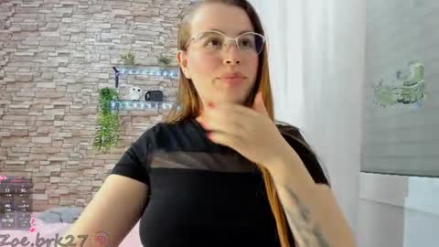 Snapshot of zoe_brk chatting on 06/14/26, 05:48 zoe brk online show from 06/14/26, 05:48