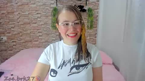 Snapshot of zoe_brk chatting on 07/28/26, 08:32 zoe brk online show from 07/28/26, 08:32