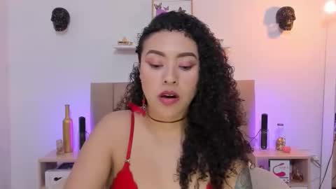 Snapshot of zoe_gruber chatting on 10/26/25, 07:09 Zoe Gruber online show from 10/26/25, 07:09