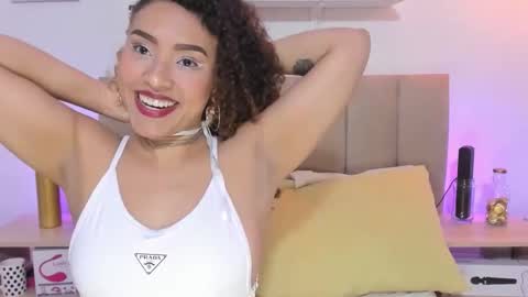Snapshot of zoe_gruber chatting on 11/14/25, 09:46 Zoe Gruber online show from 11/14/25, 09:46