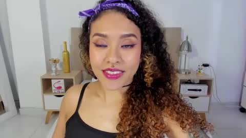 Zoe Gruber online show from 07/23/26, 01:58