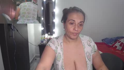 zoe hotxxx online show from 12/30/24, 12:11