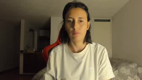 ZOE online show from 02/14/25, 01:34