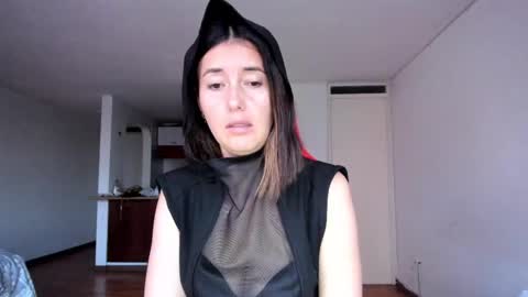 ZOE online show from 02/25/25, 12:14