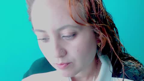 Zoe online show from 12/28/24, 01:49