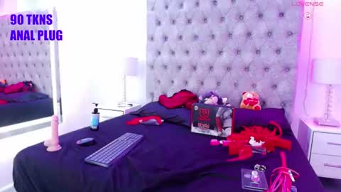 zoe  online show from 07/04/26, 08:09