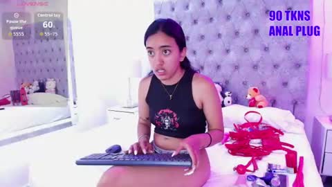 zoe  online show from 07/14/26, 07:52