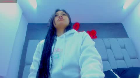 Zoe online show from 10/13/25, 12:49