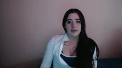 Snapshot of zoe_mill33r chatting on 09/30/25, 05:29 Zoe online show from 09/30/25, 05:29