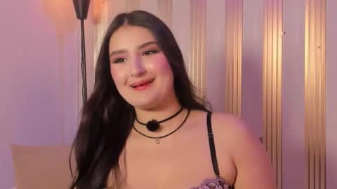 Snapshot of zoe_moon__ chatting on 02/27/26, 04:01 zoe_moon__ online show from 02/27/26, 04:01