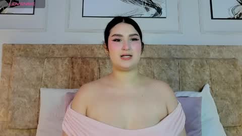 Snapshot of zoe_moon__ chatting on 04/15/26, 11:50 zoe_moon__ online show from 04/15/26, 11:50