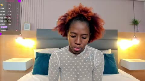 Snapshot of zoe_novakk chatting on 10/10/25, 03:11 Zoe Novakk online show from 10/10/25, 03:11