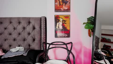 Zoe Olsen online show from 01/14/25, 03:26