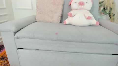 Zoe online show from 12/25/24, 10:05