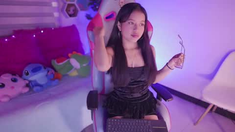 Zoe  online show from 09/24/25, 03:04