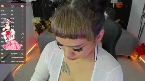 Snapshot of zoe_sullivan_ chatting on 10/20/25, 09:48 zoe_sullivan_ online show from 10/20/25, 09:48