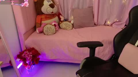 zoe_sullivan_ online show from 04/25/26, 01:41