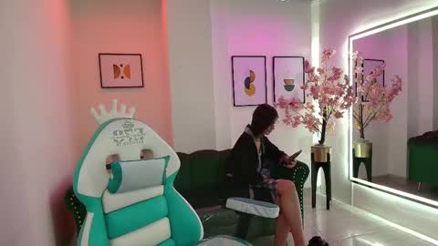 Snapshot of zoe_swan chatting on 01/19/26, 11:47 Zoe online show from 01/19/26, 11:47