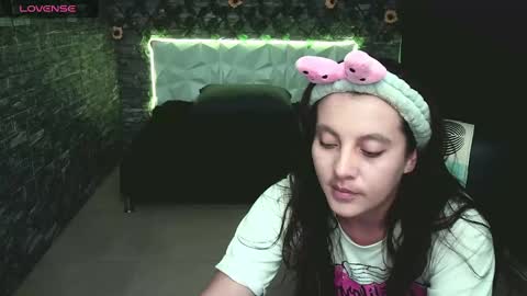 Carolina online show from 02/10/25, 02:08