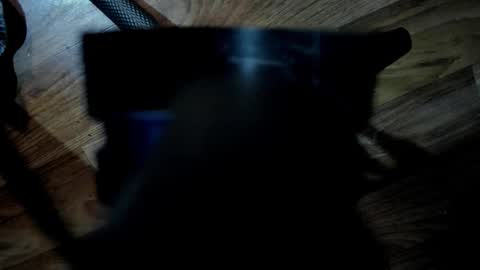 Snapshot of zoe_wattson chatting on 10/26/25, 04:57 Zoe online show from 10/26/25, 04:57