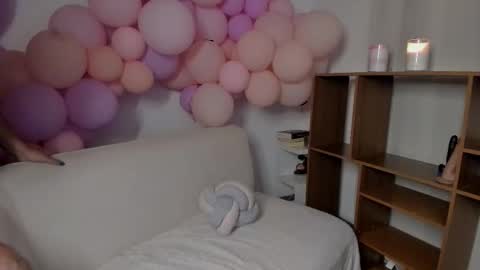 Snapshot of zoe_wattson chatting on 03/27/26, 02:39 Zoe online show from 03/27/26, 02:39