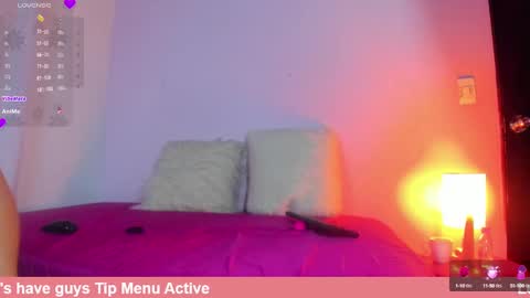 Zoe online show from 09/25/25, 01:15