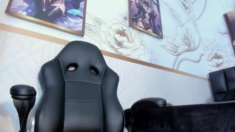 Zoe  online show from 05/23/26, 12:09