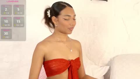 Snapshot of zoeameliie chatting on 02/02/26, 10:19 zoeameliie online show from 02/02/26, 10:19