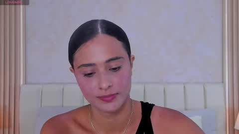 Snapshot of zoebarlowe chatting on 11/02/25, 06:10 zoebarlowe online show from 11/02/25, 06:10