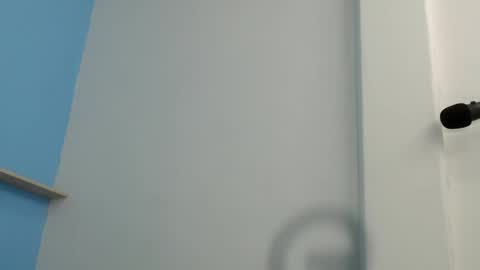 Snapshot of zoecute5817 chatting on 06/04/26, 01:11 ZOE online show from 06/04/26, 01:11