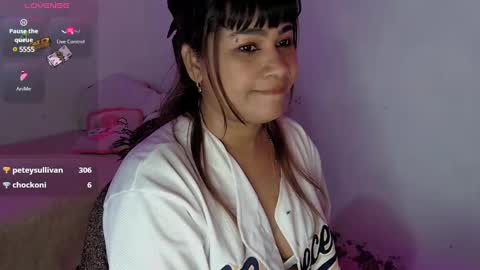 Snapshot of zoedirty chatting on 02/02/25, 04:15 kyara derika online show from 02/02/25, 04:15