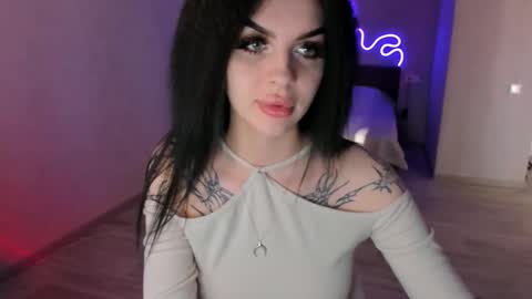 Snapshot of zoedrift chatting on 09/24/25, 12:52 zoedrift online show from 09/24/25, 12:52