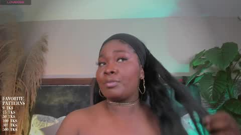Snapshot of zoee_23 chatting on 04/01/26, 10:49 Zoe online show from 04/01/26, 10:49