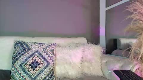 ZOE online show from 07/08/26, 10:58