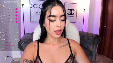  zoee jackson online show from 01/02/25, 06:34
