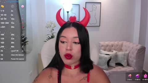  zoee jackson online show from 01/13/25, 06:38