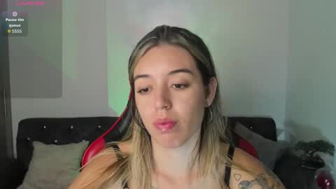  zoee jackson online show from 10/13/25, 03:28