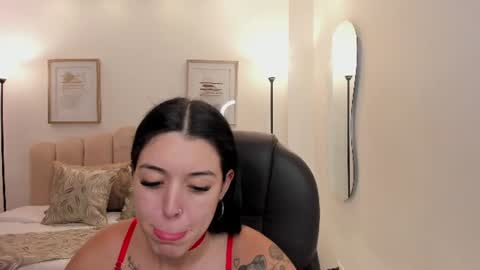 Snapshot of zoee_jackson chatting on 06/26/26, 06:34 zoee jackson online show from 06/26/26, 06:34