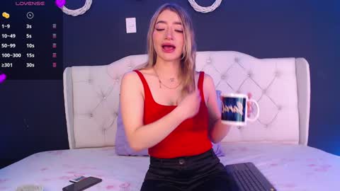 zoe online show from 12/17/24, 11:39