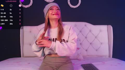 zoe online show from 12/21/24, 11:44