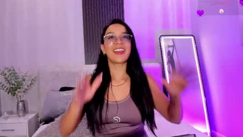 Zoe 3 online show from 07/24/26, 05:55